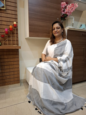 Grey and White Pure Cotton Saree with Running Blouse Piece