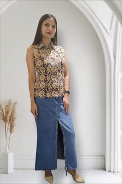 Chaitasri Cambric Cotton Printed Sleeveless Shirt