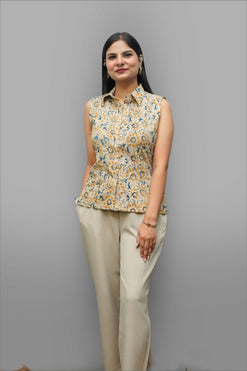 Chaitasri Cambric Cotton Printed Sleeveless Shirt