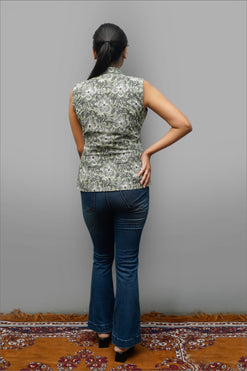 Chaitasri Cambric Cotton Printed Sleeveless Shirt